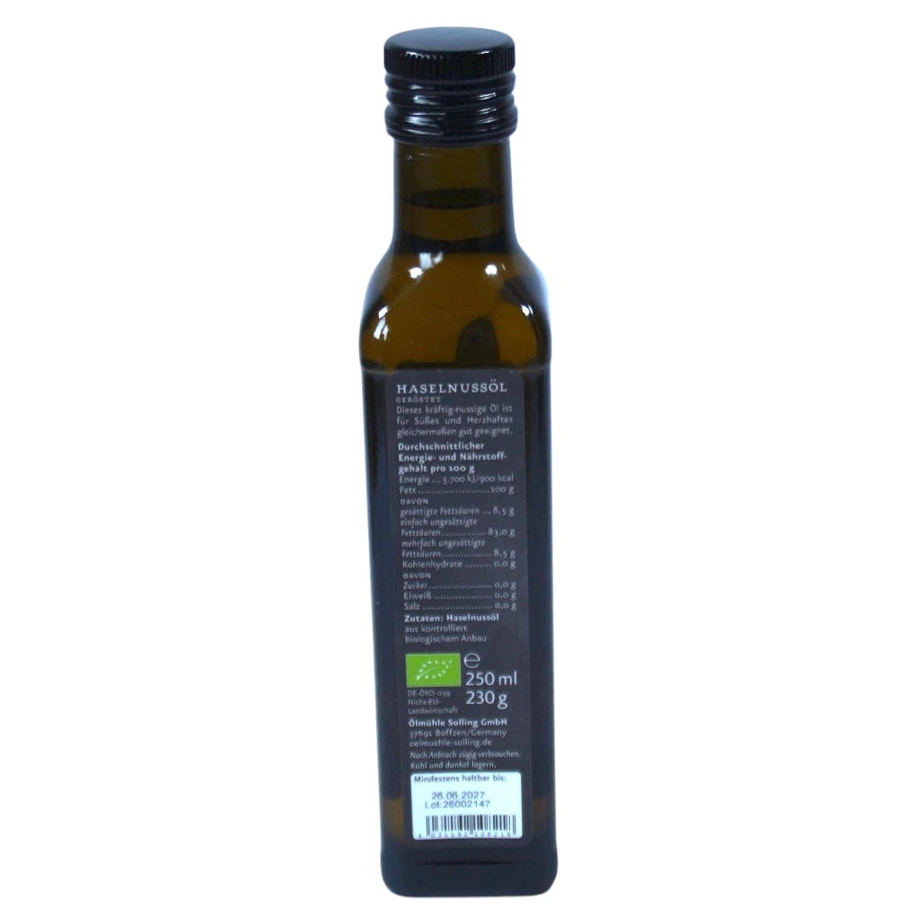 Ölmühle Solling Etikett Rückseite Bio Haselnussöl in der 250ml Flasche auf weißem Hintergrund