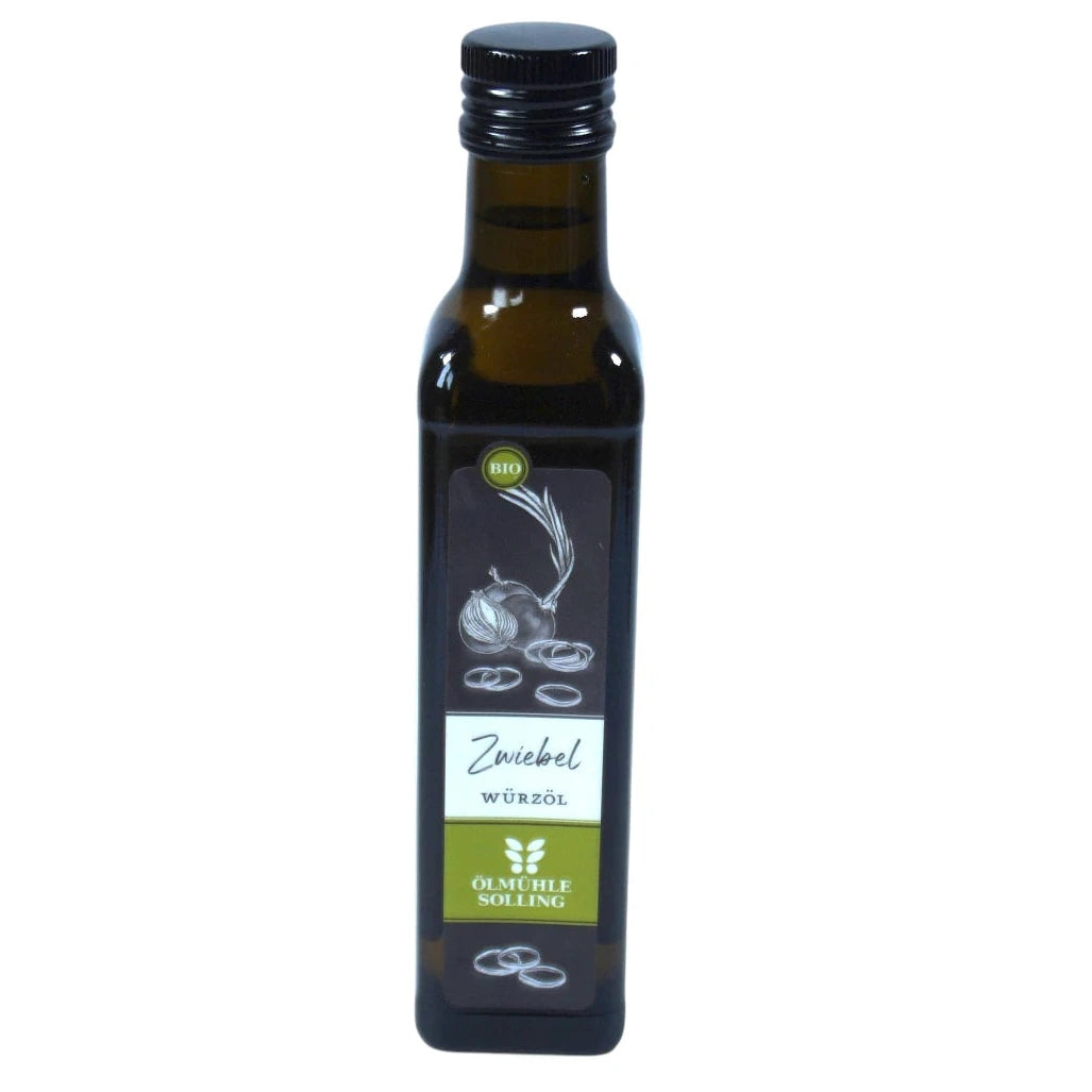 Ölmühe Solling Bio Zwiebel Würzöl in der 250ml Flasche auf weißem Hintergrund