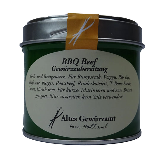 Altes Gewürzamt BBQ Beef Kräftige Premium-Grill- und Bratgewürzmischung, grüne Gewürzdose auf hellem Hintergrund