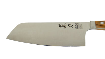 GÜDE Klinge des Chai Dao Alpha Olive X742/16 –  Chinesisches Kochmesser mit 16 cm Klingenlänge und Olivenholz-Griff auf weißem Hintergrund